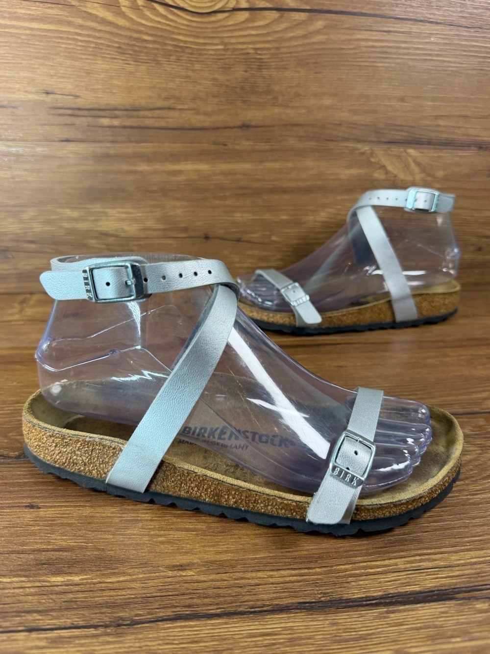 Birkenstock Yara Silver Birko-Flor Buckle Strap Sandal Women’s Size 5 US 36 EU